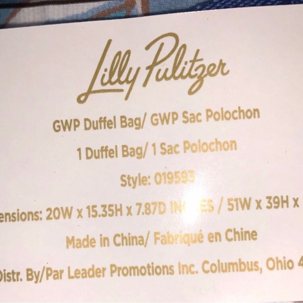 NWT Lilly Pulitzer Travel Bag Set, Duffle, Tote, and Pouch - Picture 6 of 8